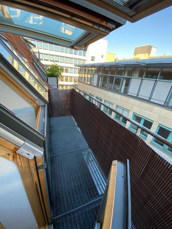 Loft + Balkon In Historischem Altbau Am Marktplatz Chemnitz Luaran gambar