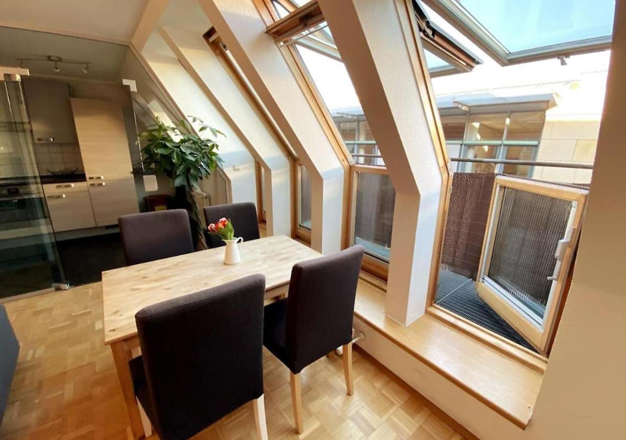 Loft + Balkon In Historischem Altbau Am Marktplatz Chemnitz Luaran gambar